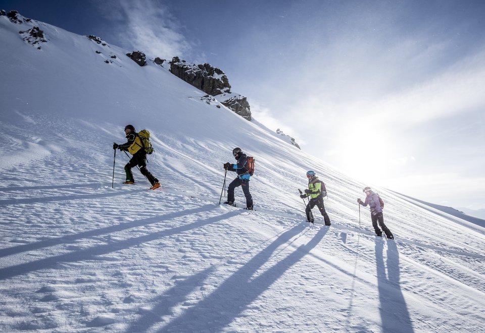Ski touring - Wonderful skiing fun at the top of the mountains